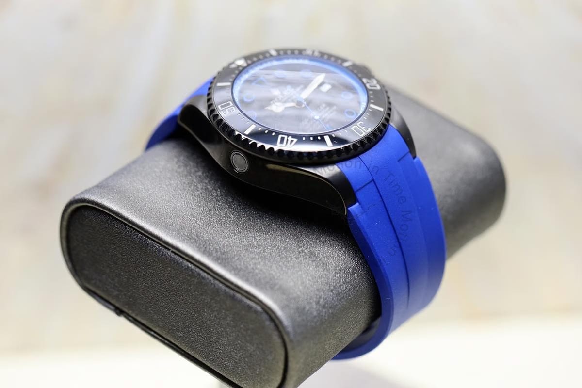 Rolex | Sea-Dweller | 116660 | Steel | 44 mm | Rubber | Blue | Automatic