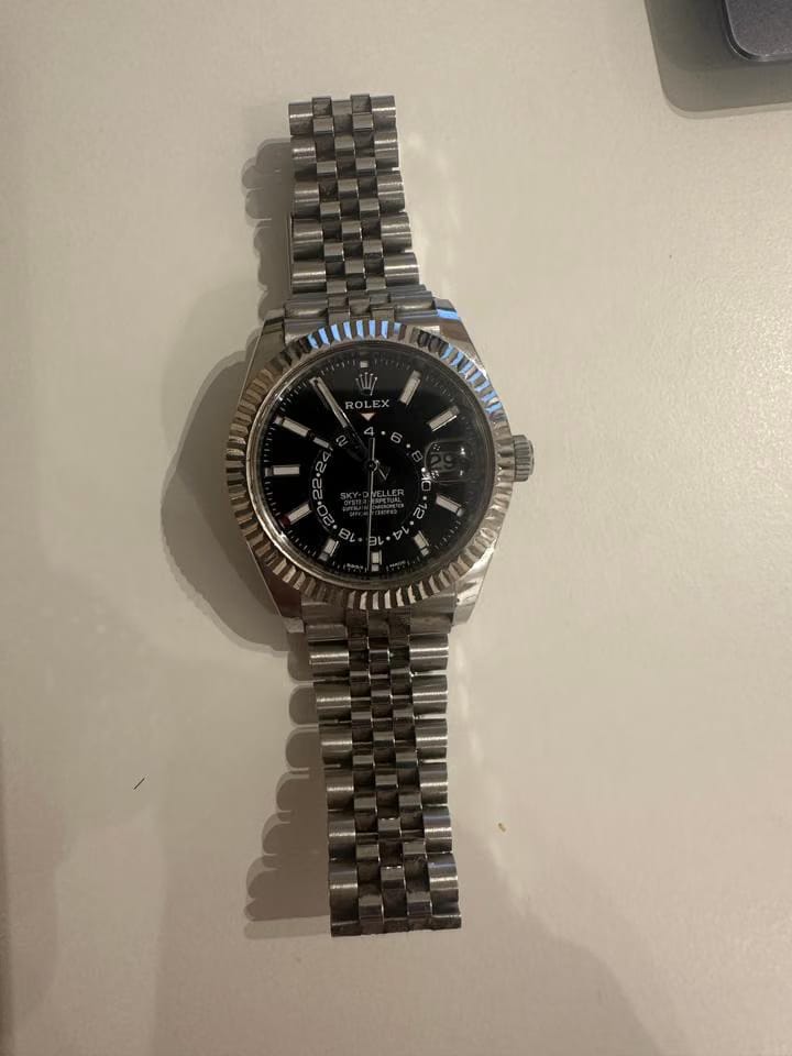 Rolex | Sky-Dweller | 326934 | White gold | 42 mm | White gold | Black | Automatic