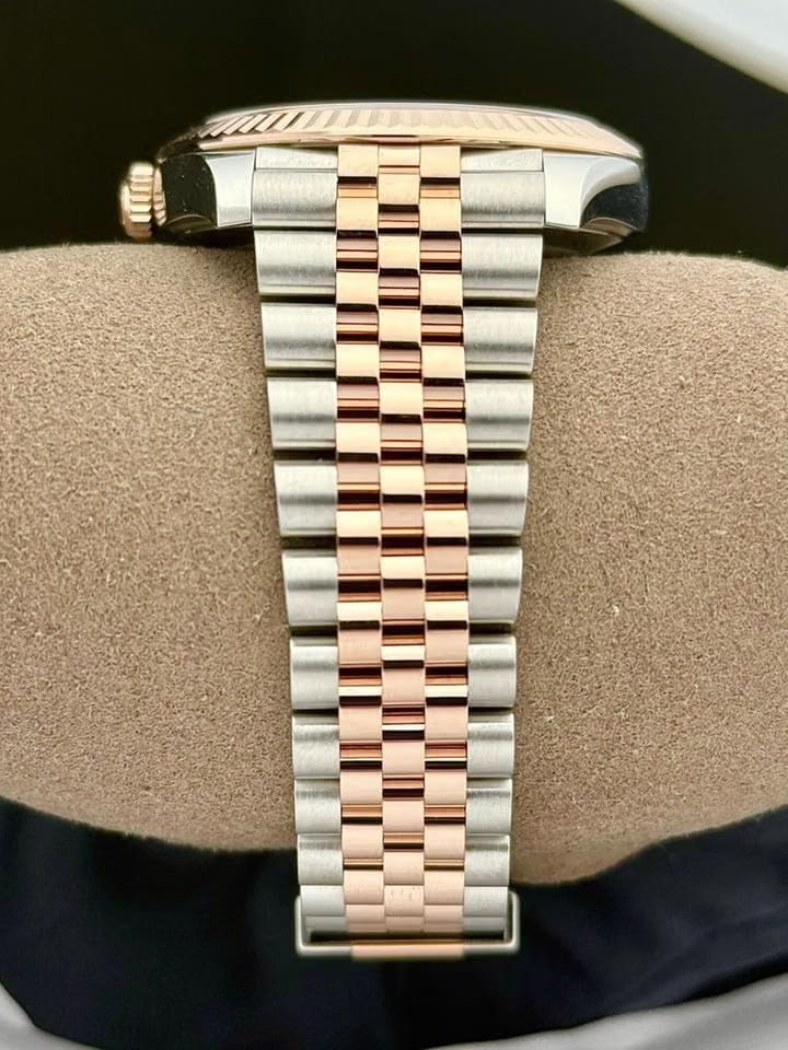 Rolex | Datejust | 126331 | Gold/Steel | 41 x 4 mm | Gold/Steel | Brown | Automatic