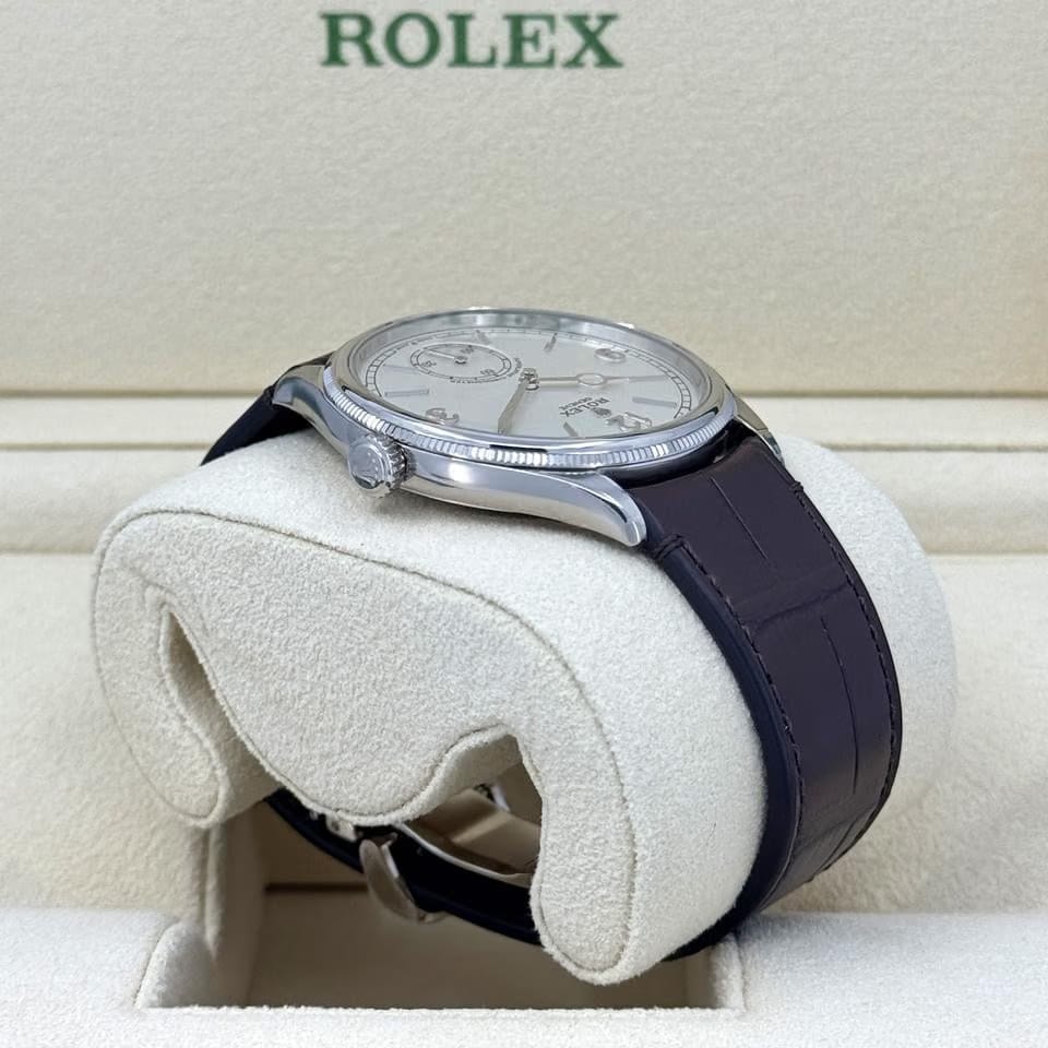 Rolex | 1908 | 52509-0006 | White gold | 39 mm | Leather | White | Manual winding