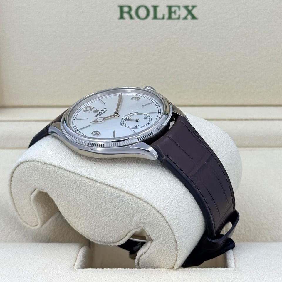 Rolex | 1908 | 52509-0006 | White gold | 39 mm | Leather | White | Manual winding