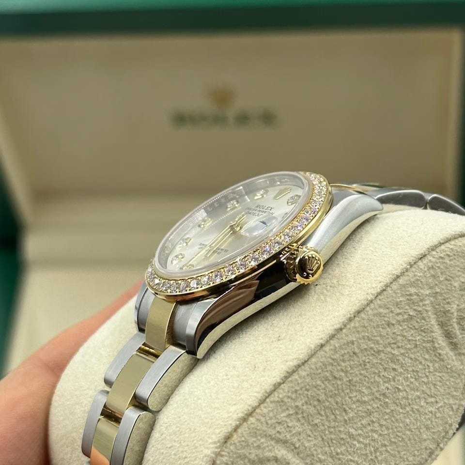 Rolex | Datejust | 278383RBR G SILVER OYS | Gold/Steel | 31 mm | Gold/Steel | Silver | Automatic