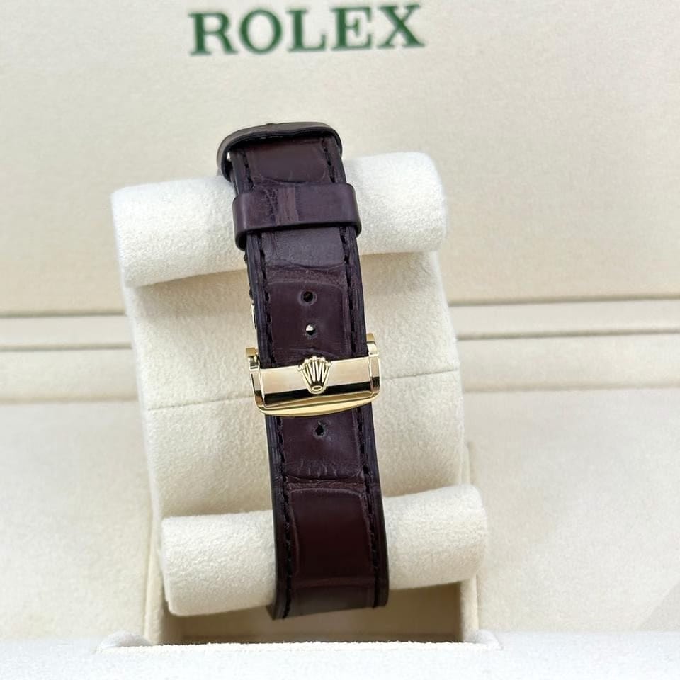 Rolex | 1908 | 52508-0006 | Yellow gold | 39 mm | Leather | White | Automatic