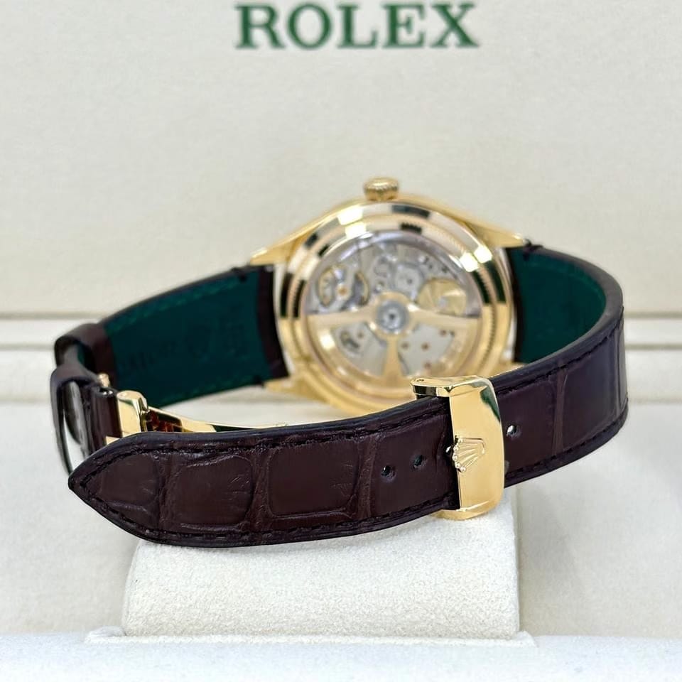 Rolex | 1908 | 52508-0006 | Yellow gold | 39 mm | Leather | White | Automatic