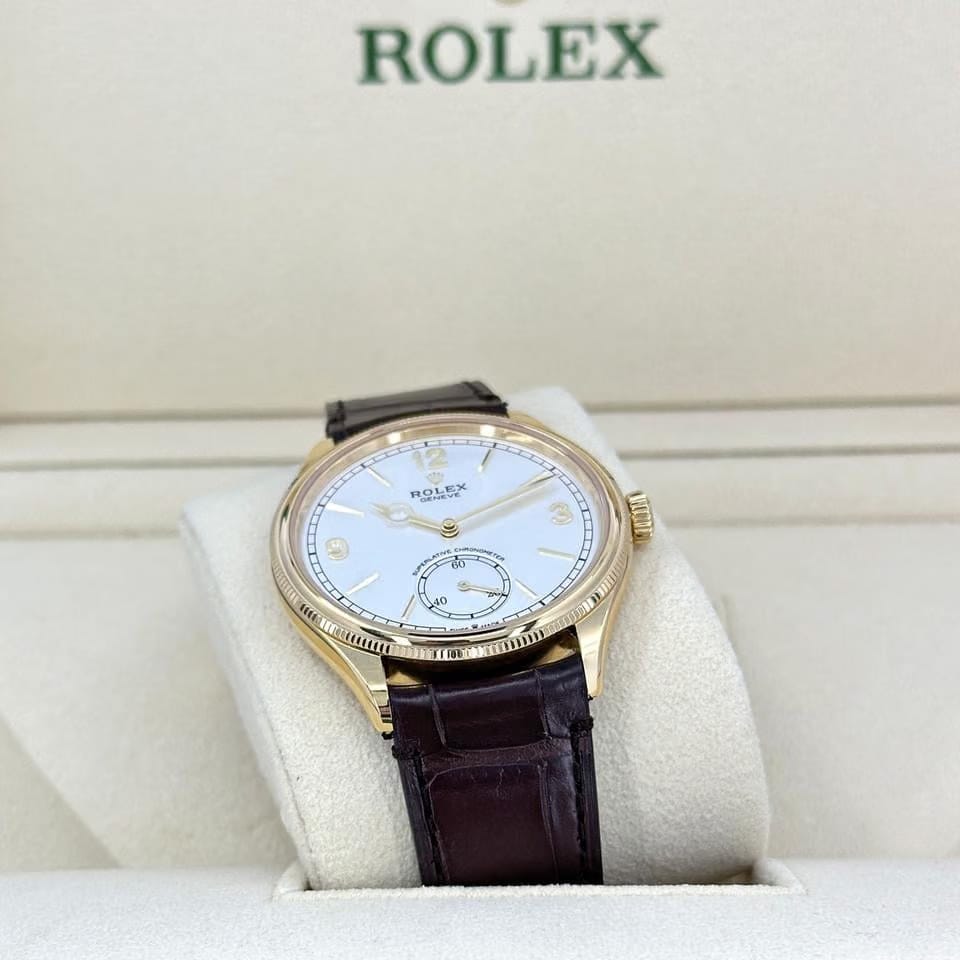 Rolex | 1908 | 52508-0006 | Yellow gold | 39 mm | Leather | White | Automatic