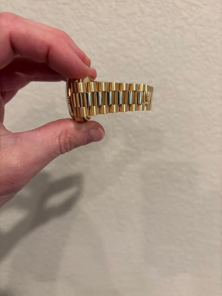 Rolex | Day-Date | 18238 | Yellow gold | 36 mm | Yellow gold | Champagne | Automatic