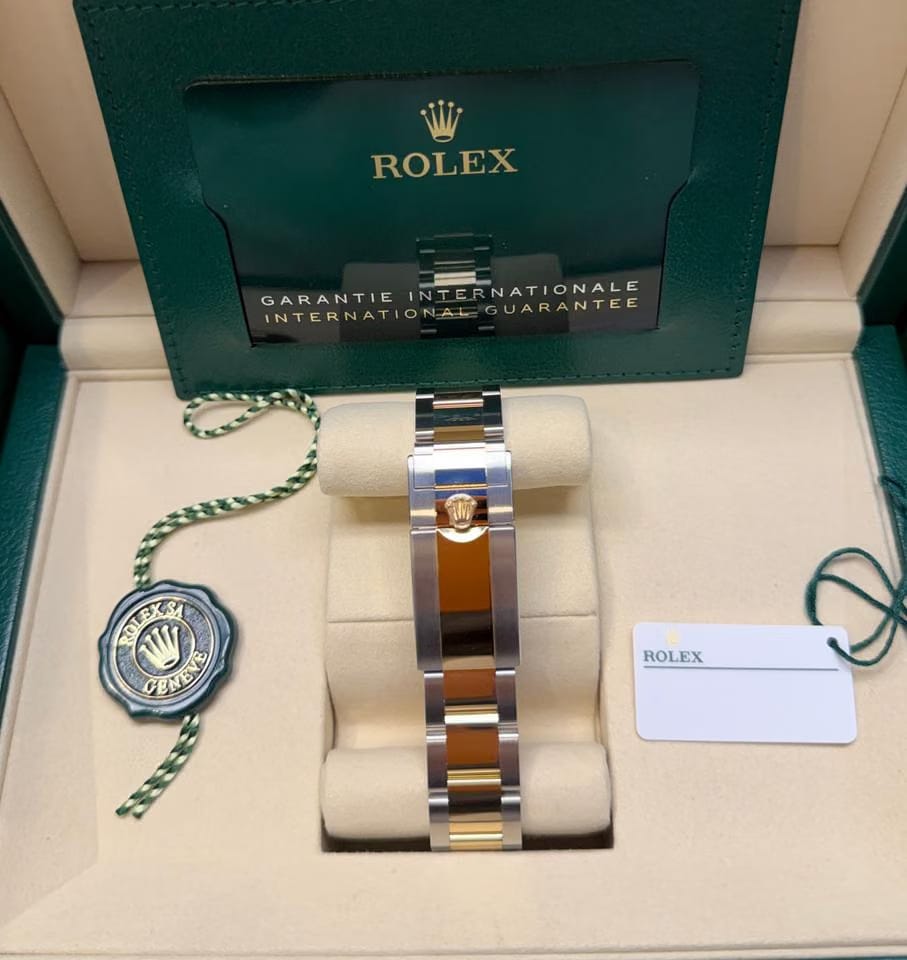 Rolex | Daytona | 126503 2026 New Unworn | Gold/Steel | 40 mm | Gold/Steel | Black | Automatic