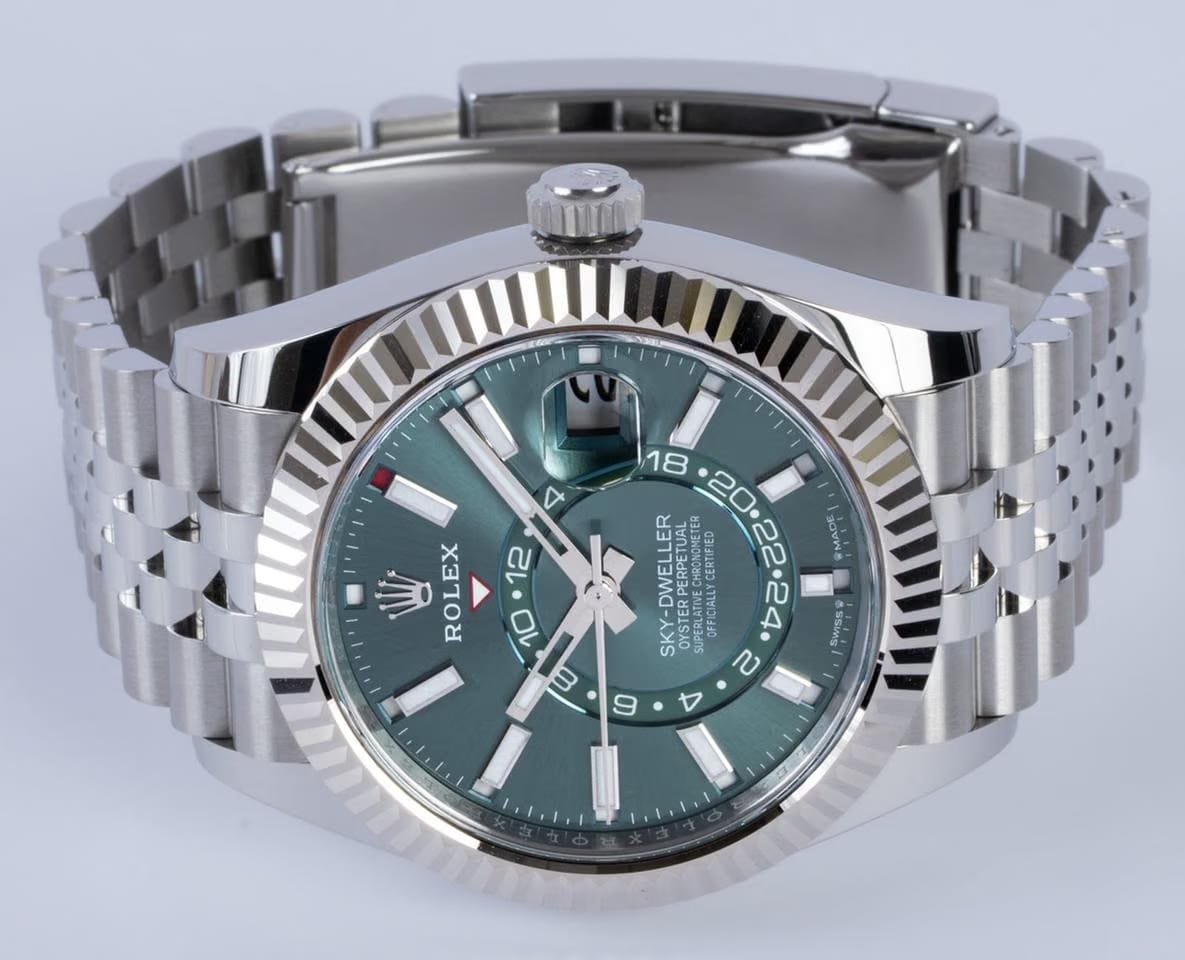 Rolex | Sky-Dweller | M336934-0002 | Steel | 42 x 51 mm | Steel | Green | Automatic