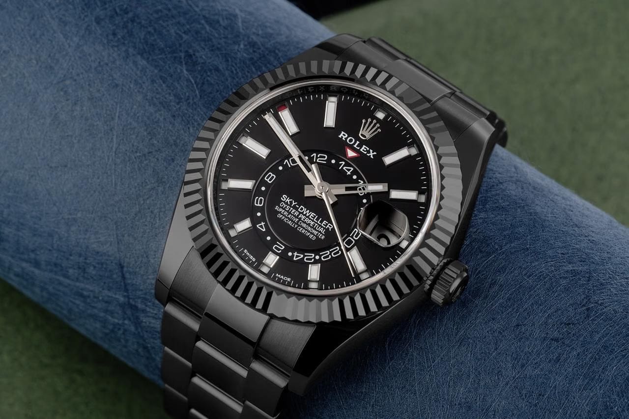 Rolex | Sky-Dweller | 326934 | 42 mm | Black | Automatic
