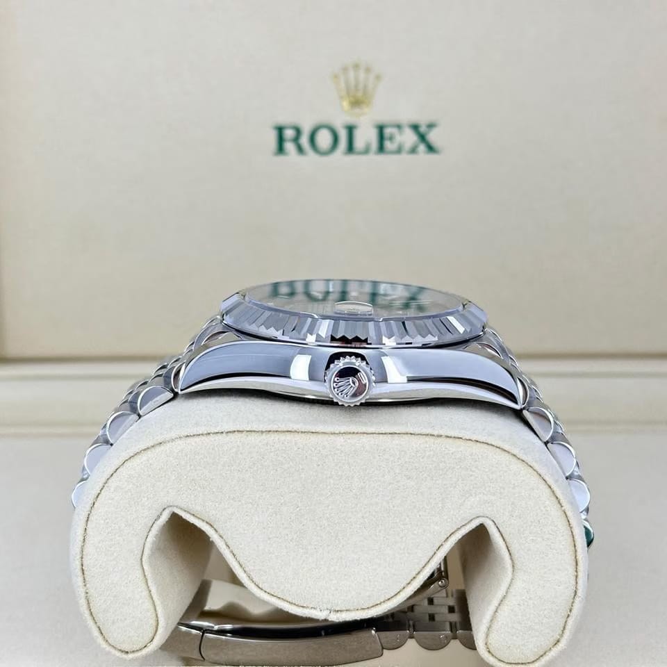 Rolex | Sky-Dweller | 336934-0002 | Steel | 42 mm | Steel | Green | Automatic
