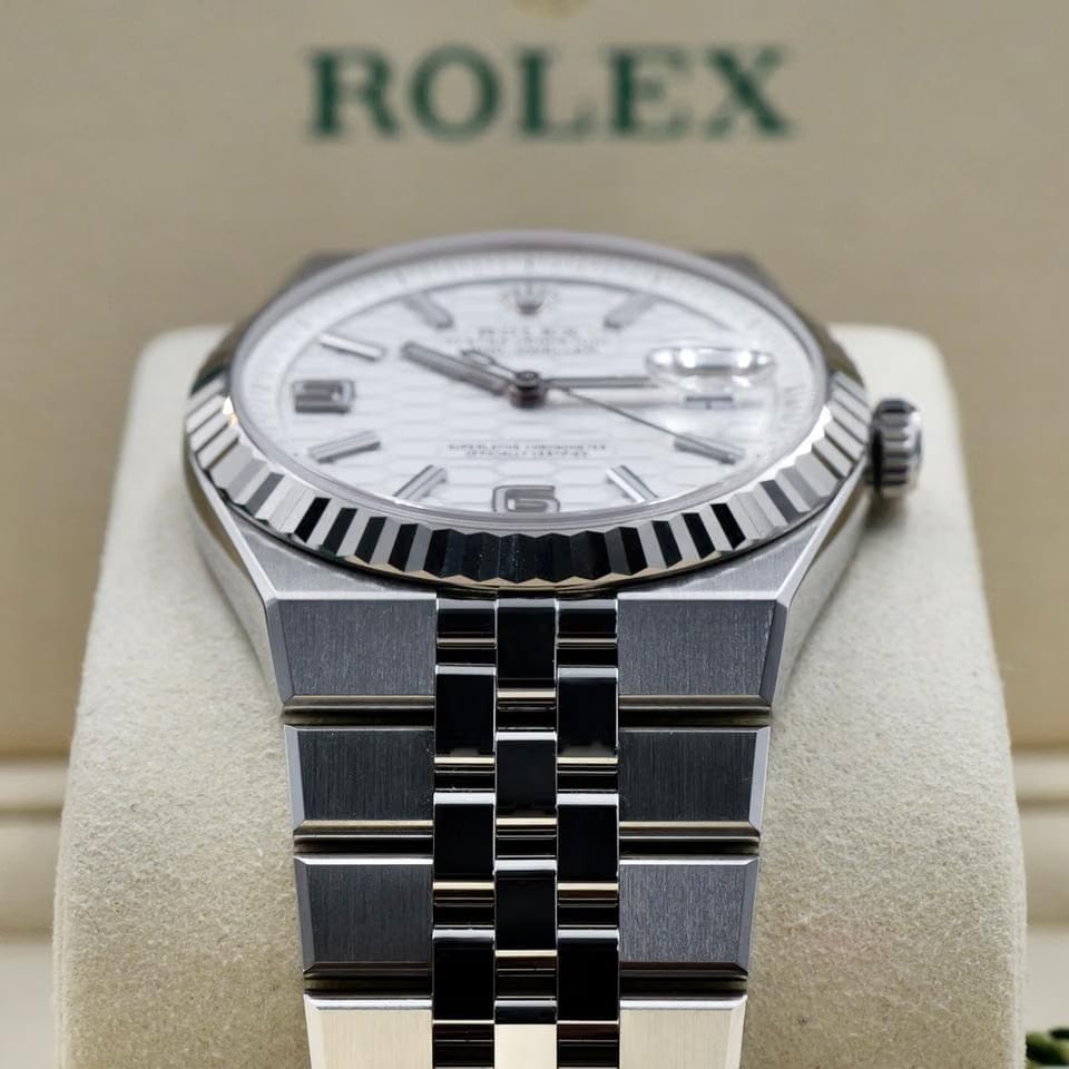Rolex | Land-Dweller | 127334 | Steel | 36 mm | Steel | White | Automatic