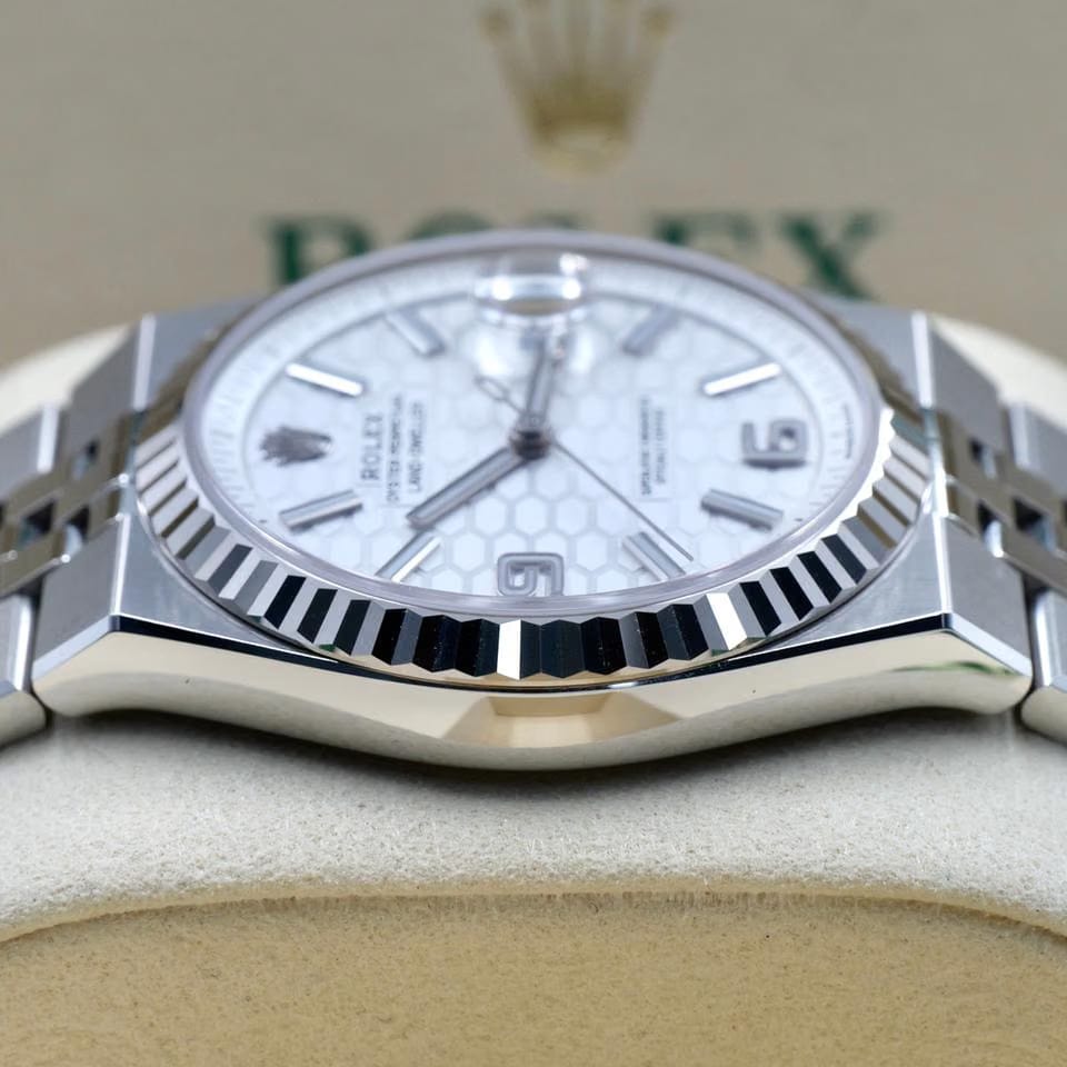 Rolex | Land-Dweller | 127334 | Steel | 36 mm | Steel | White | Automatic