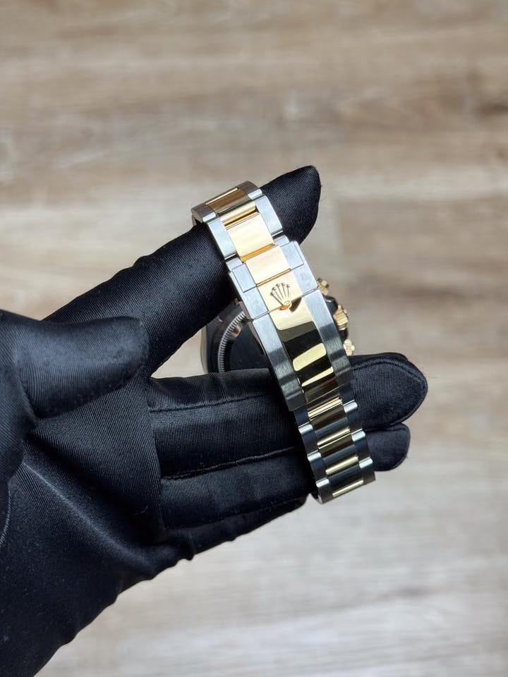 Rolex | Daytona | 126503 | Yellow gold | 40 mm | Gold/Steel | Black | Automatic