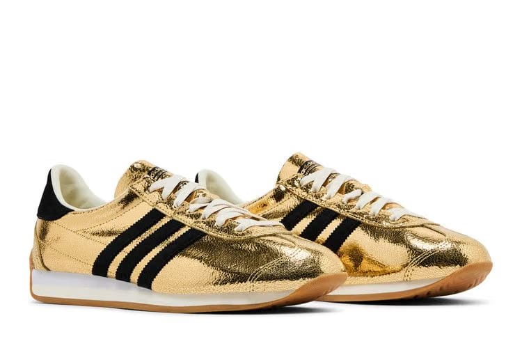 Wmns Country OG 'Gold Metallic Black'
