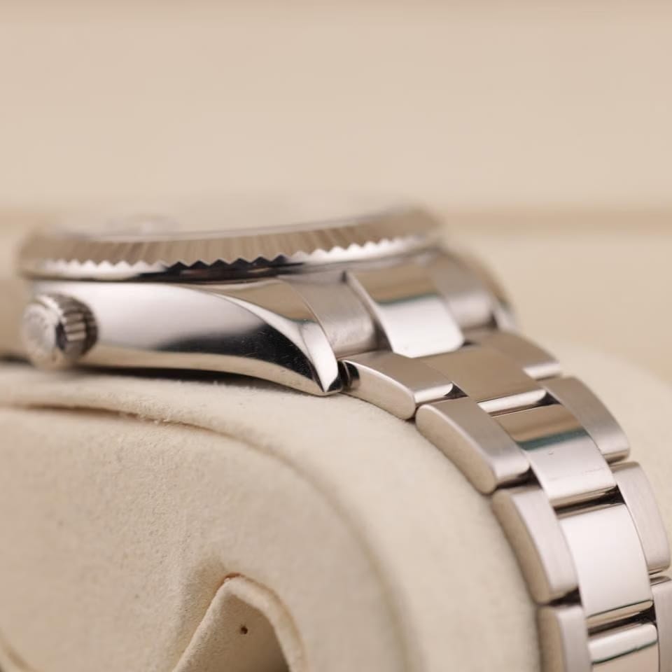Rolex | Sky-Dweller | 326939 | White gold | 42 mm | White gold | White | Automatic