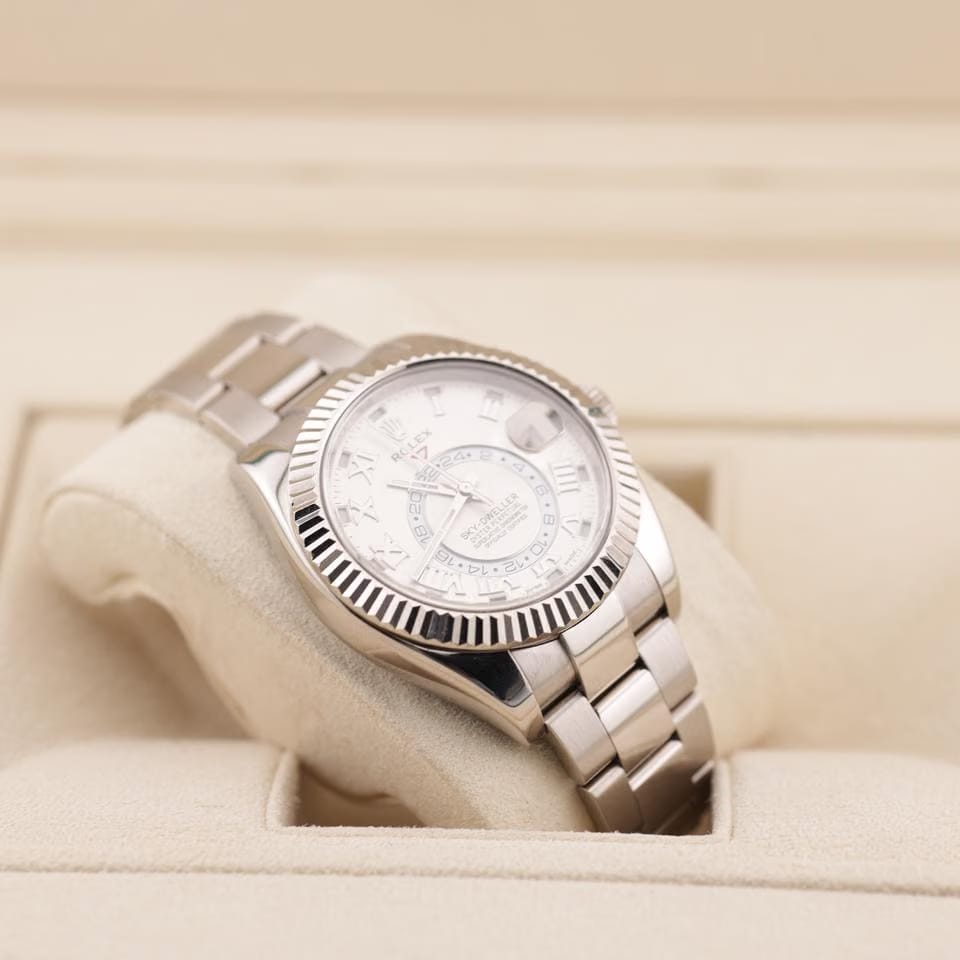Rolex | Sky-Dweller | 326939 | White gold | 42 mm | White gold | White | Automatic