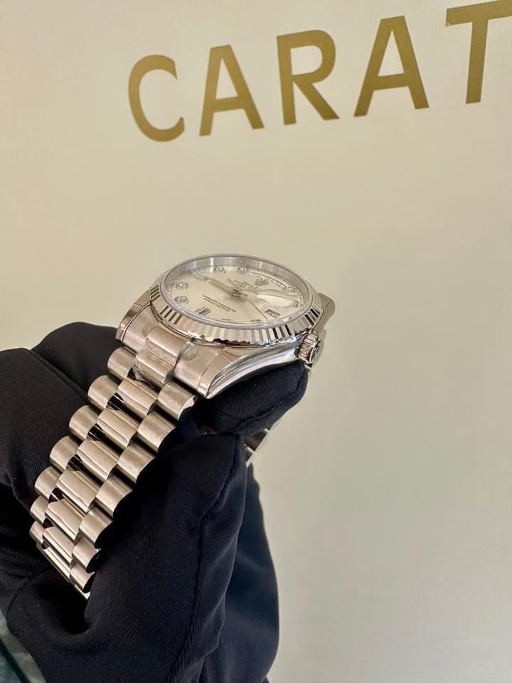 Rolex | Day-Date | 118239 | White gold | 36 x 43 mm | White gold | Silver | Automatic