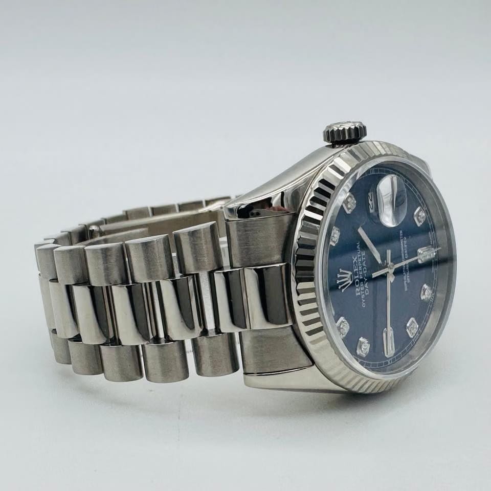 Rolex | Day-Date | 118239 | White gold | 36 x 43 mm | White gold | Blue | Automatic