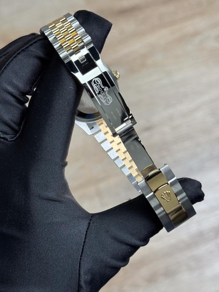 Rolex | Datejust | 126283RBR | Steel | 36 x 44 mm | Gold/Steel | Mother of pearl | Automatic