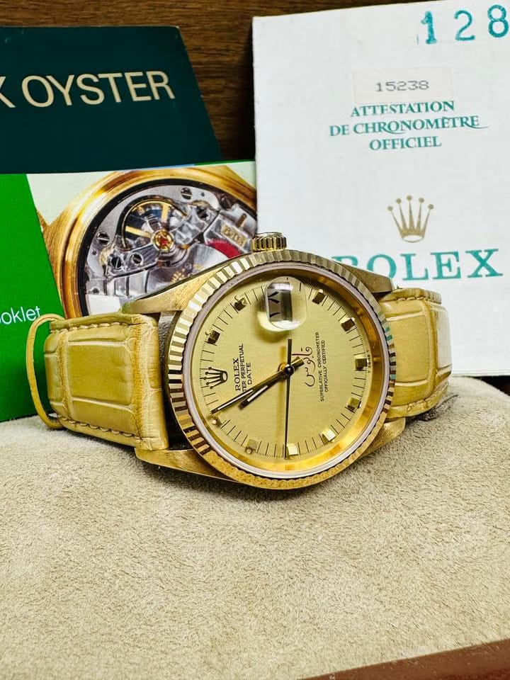 Rolex | Oyster Perpetual | 15238 | Yellow gold | 34 mm | Leather | Champagne | Automatic