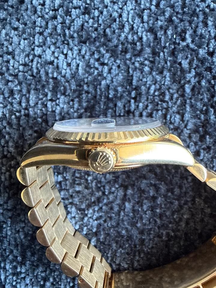 Rolex | Day-Date | 118238 | Yellow gold | 36 mm | Yellow gold | Blue | Automatic