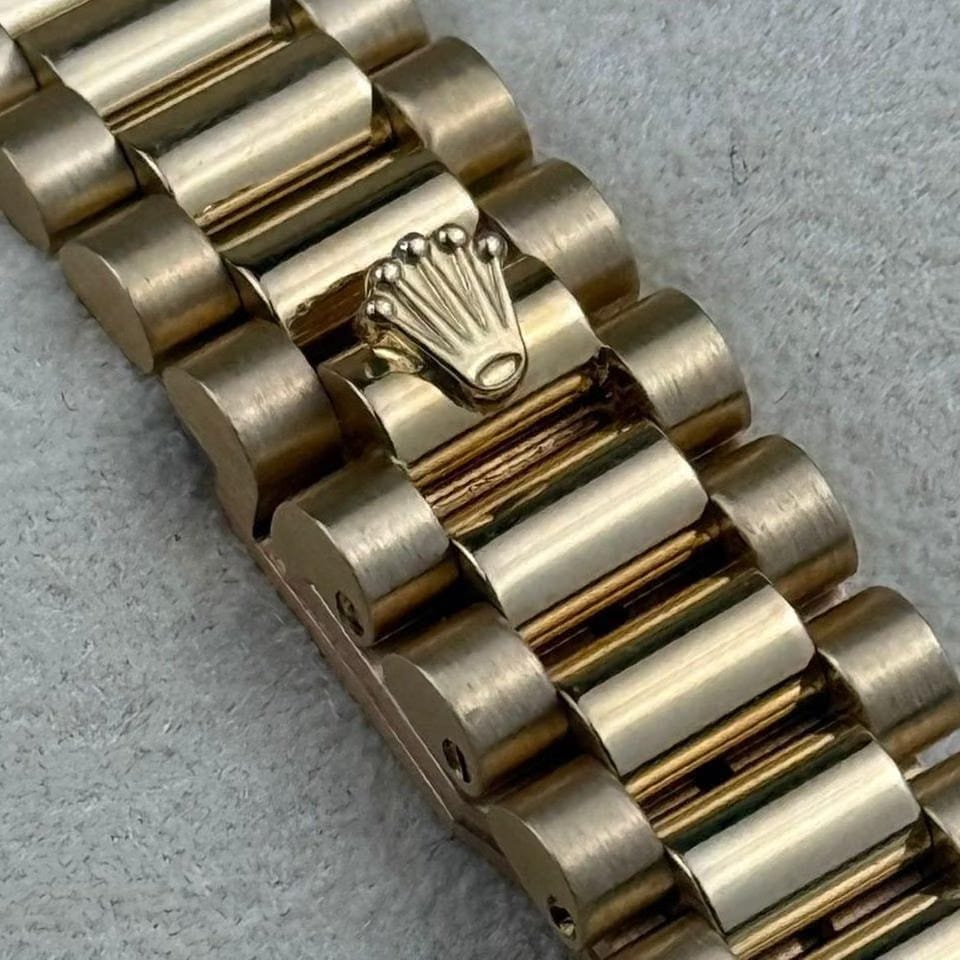 Rolex | Datejust | 79158 | Yellow gold | 26 mm | Yellow gold | Mother of pearl | Automatic