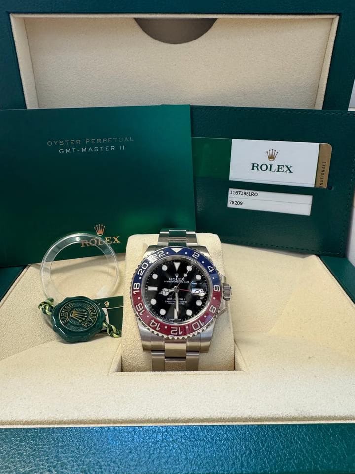 Rolex | GMT-Master II | 116719BLRO | White gold | 40 mm | White gold | Black | Automatic