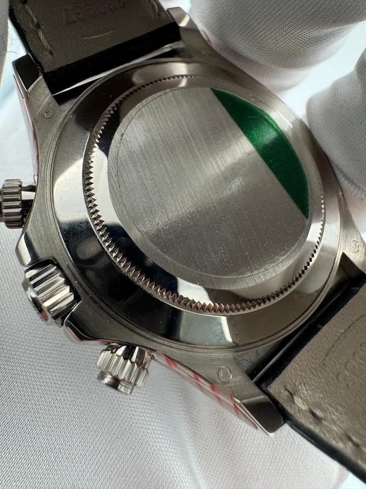 Rolex | Daytona | 116519LN | White gold | 40 x 43 mm | Rubber | Black | Automatic