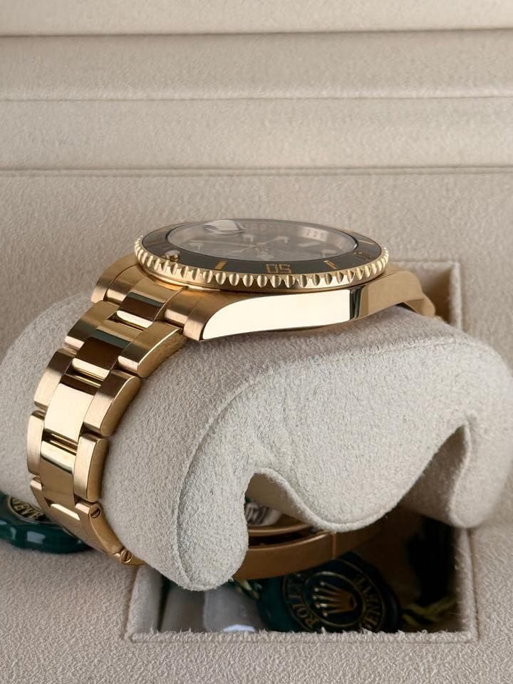 Rolex | Submariner | 116618LN | Yellow gold | 40 mm | Yellow gold | Black | Automatic