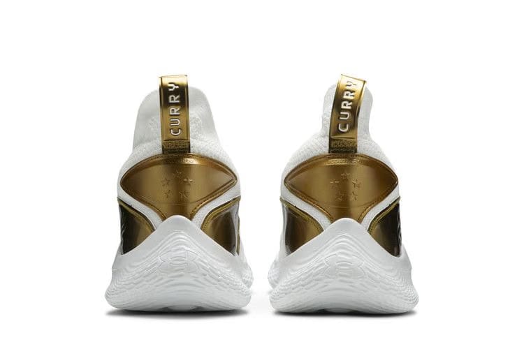 Curry Flow 8 Gold Blooded