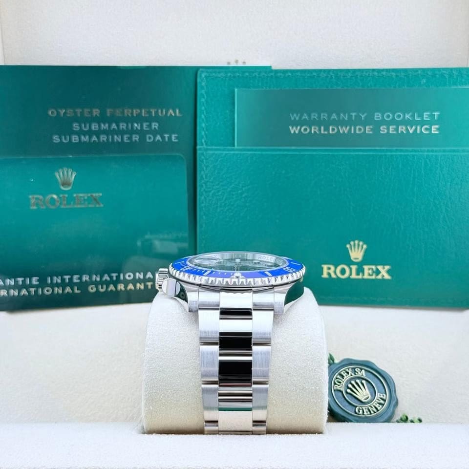 Rolex | Submariner | 126619 | White gold | 41 mm | White gold | Black | Automatic