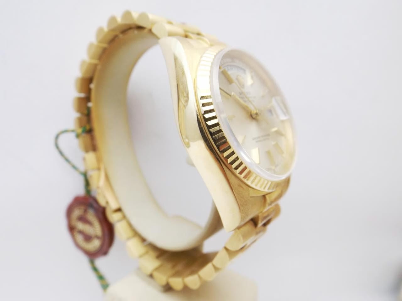 Rolex | Day-Date | 18038 | Yellow gold | 36 mm | Yellow gold | Silver | Automatic