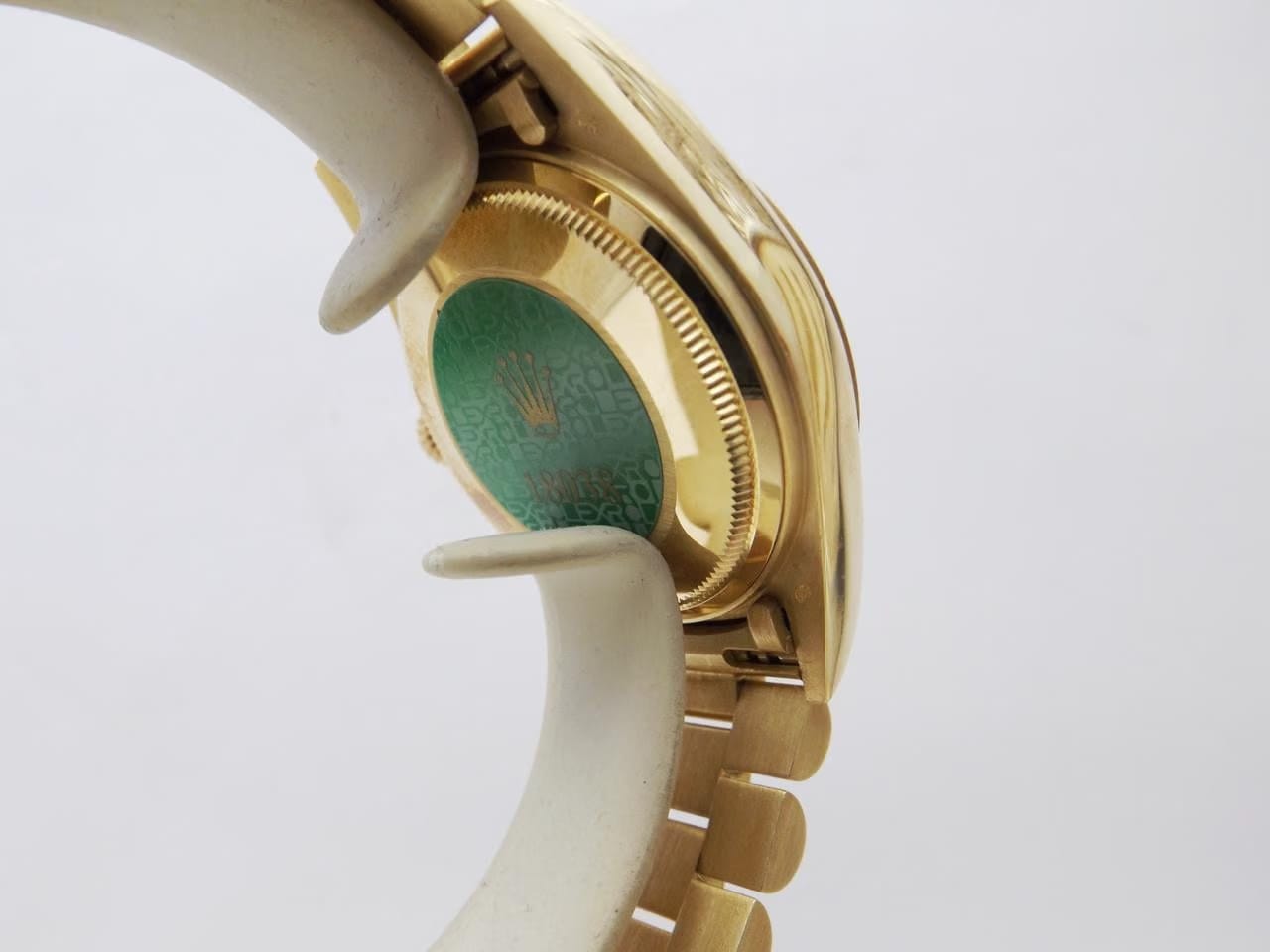 Rolex | Day-Date | 18038 | Yellow gold | 36 mm | Yellow gold | Silver | Automatic