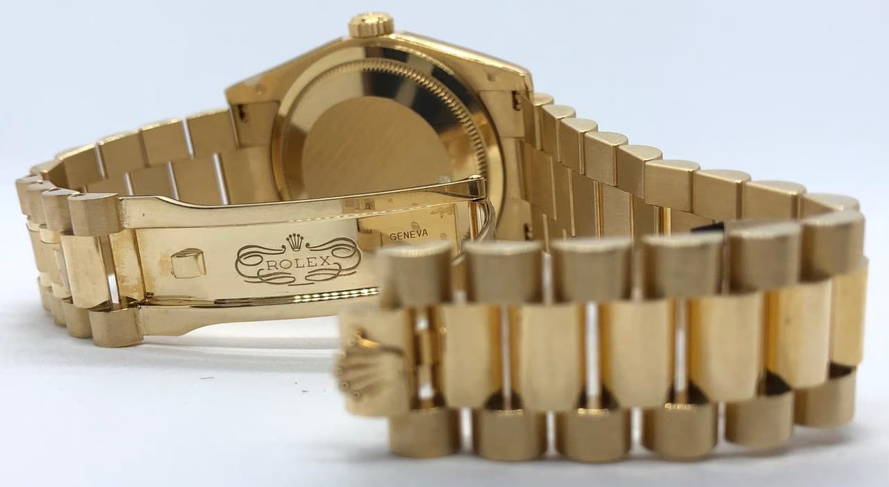 Rolex | Day-Date | 118238 | Yellow gold | 36 mm | Yellow gold | Mother of pearl | Automatic