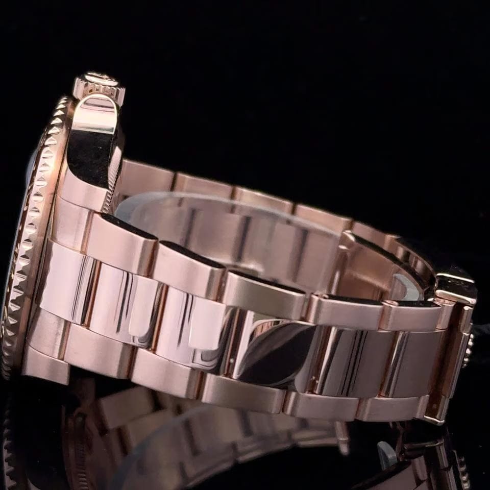 Rolex | GMT-Master II | 126715CHNR | Rose gold | 40 mm | Rose gold | Black | Automatic