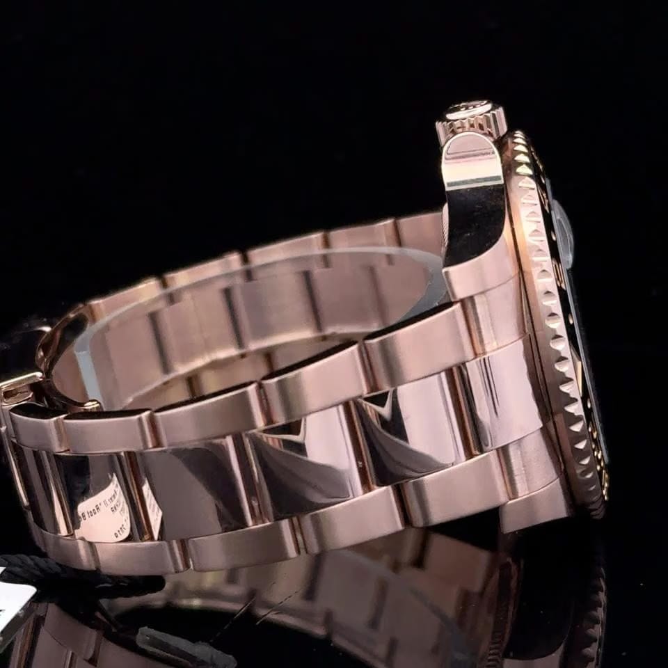 Rolex | GMT-Master II | 126715CHNR | Rose gold | 40 mm | Rose gold | Black | Automatic