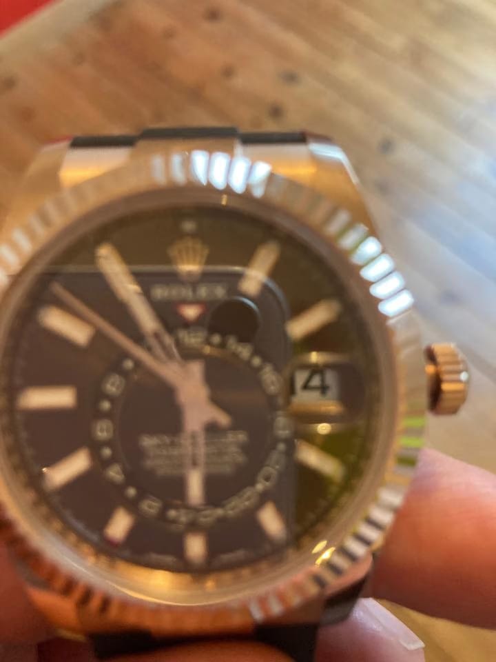 Rolex | Sky-Dweller | 326235-0002 | Rose gold | 42 mm | Rubber | Brown | Automatic