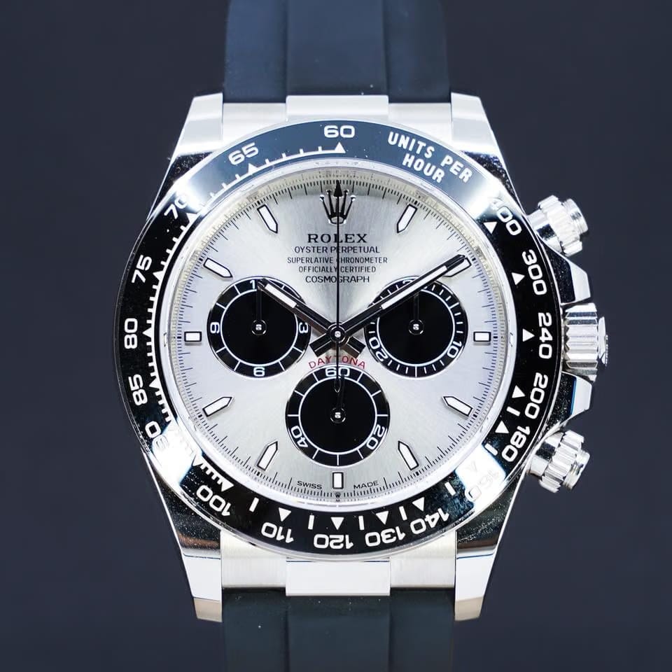 Rolex | Daytona | 126519LN-0006 | White gold | 40 mm | Rubber | Silver | Automatic