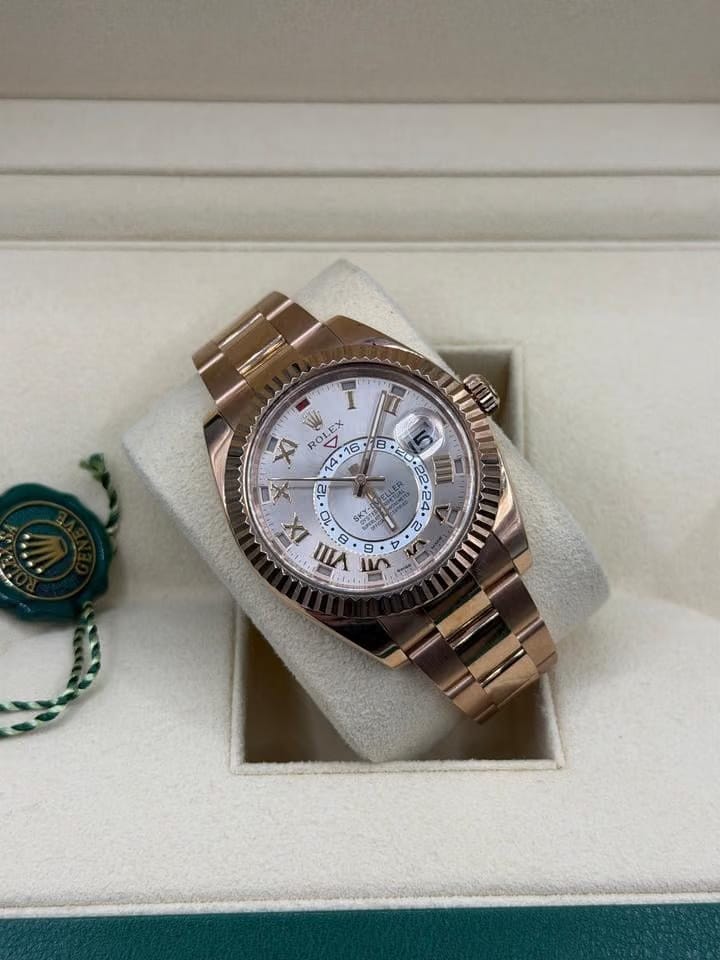Rolex | Sky-Dweller | 326935 | Rose gold | 42 mm | Rose gold | Pink | Automatic