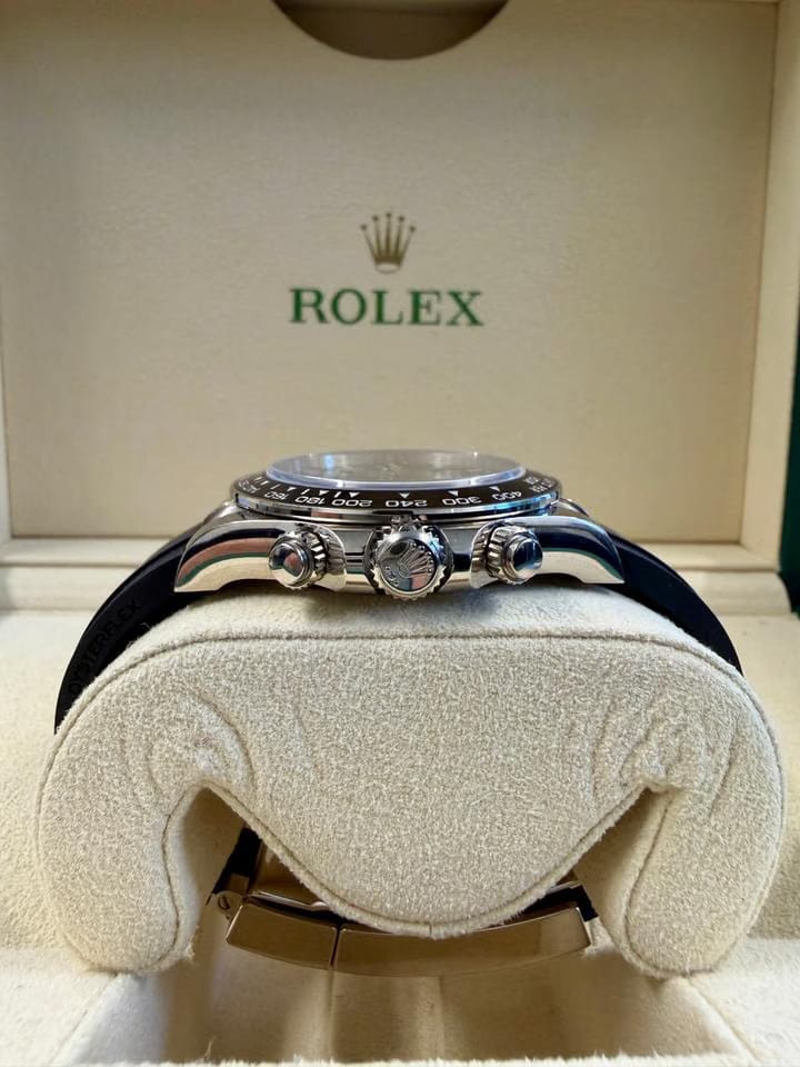 Rolex | Daytona | 126519LN-0006 | White gold | 40 mm | Rubber | Black | Automatic