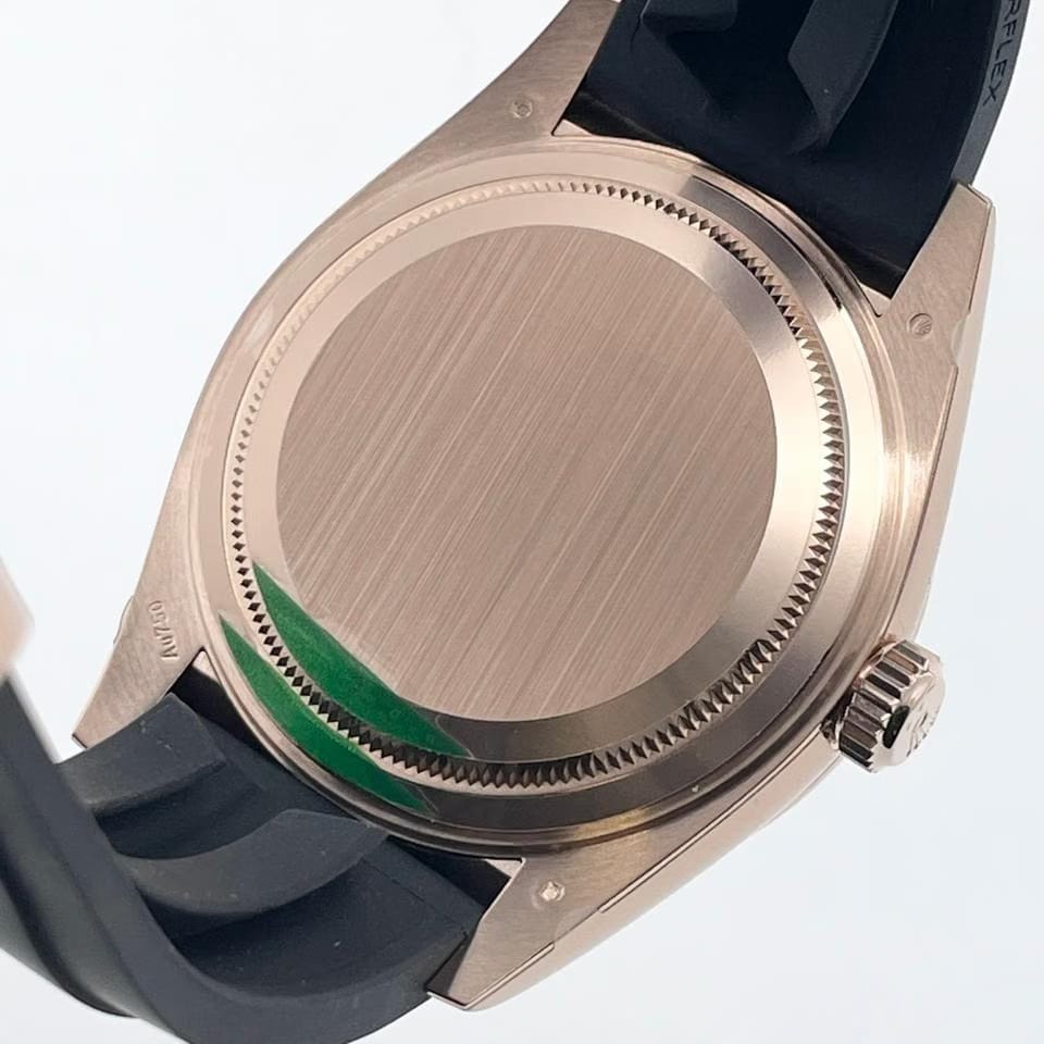 Rolex | Sky-Dweller | 336235-0002 | Rose gold | 42 mm | Rubber | Grey | Automatic