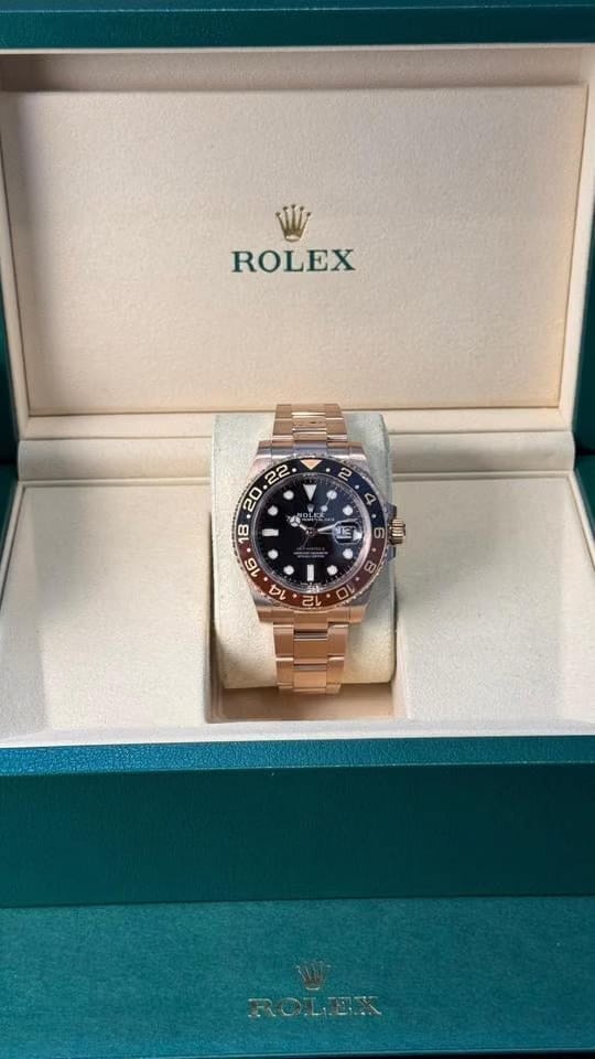 Rolex | GMT-Master II | 126715CHNR | Steel | 40 mm | Rose gold | Black | Automatic