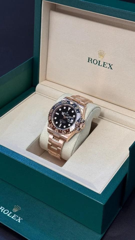 Rolex | GMT-Master II | 126715CHNR | Steel | 40 mm | Rose gold | Black | Automatic
