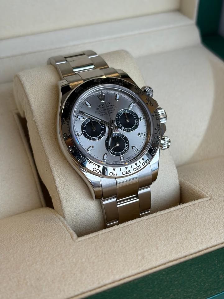 Rolex | Daytona | 116509 | White gold | 40 mm | White gold | Silver (solid) | Automatic