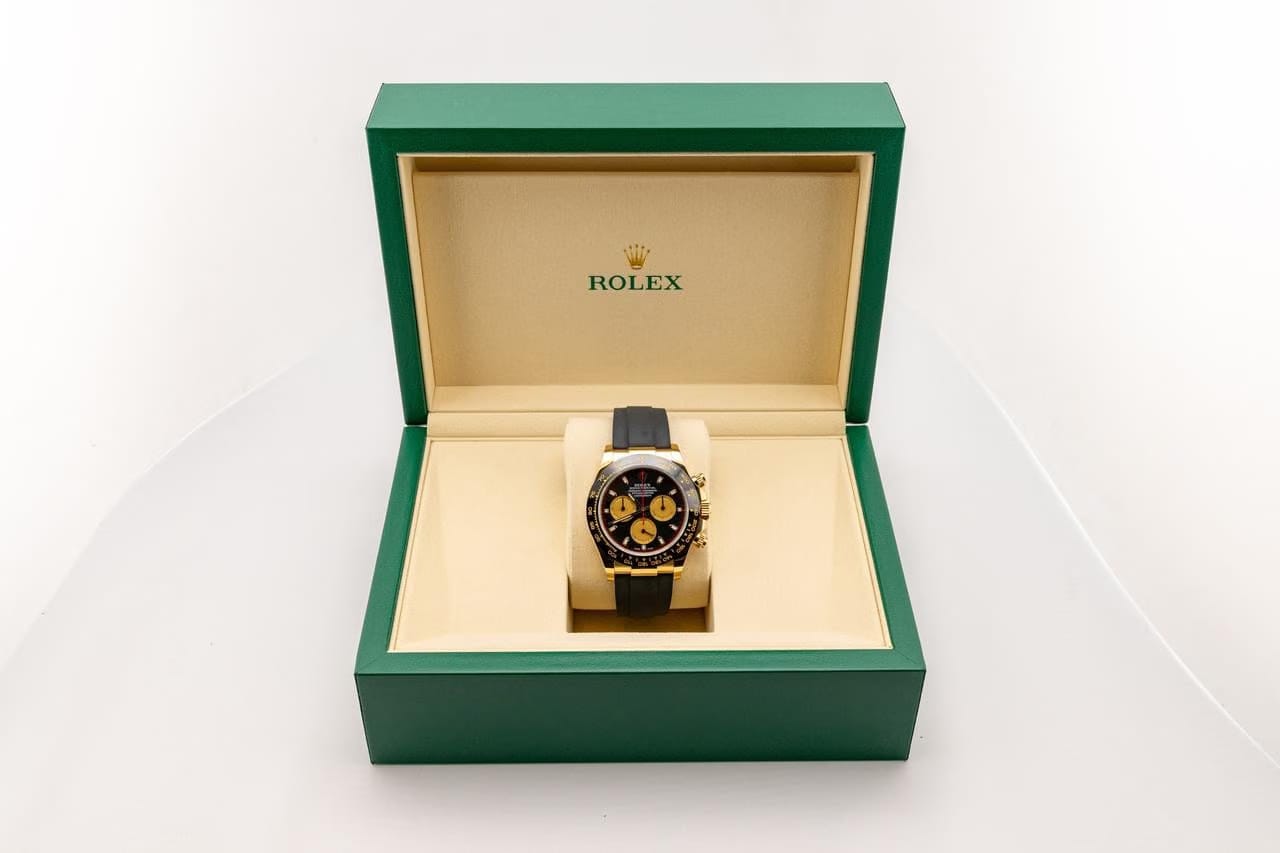 Rolex | Daytona | 116518 | Yellow gold | 40 mm | Black | Automatic
