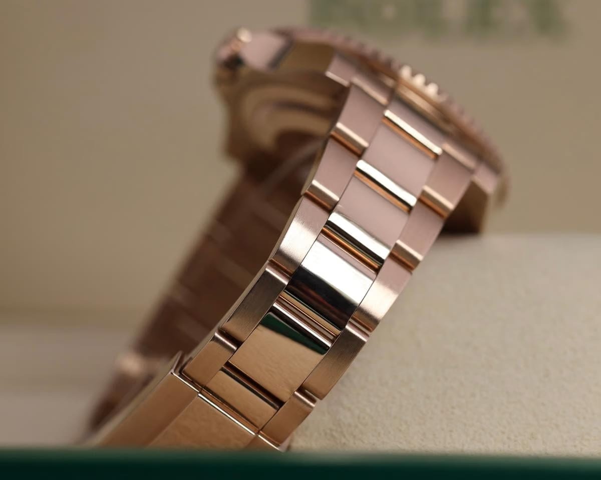Rolex | GMT-Master II | 126715CHNR | Gold/Steel | 40 mm | Rose gold | Black | Automatic