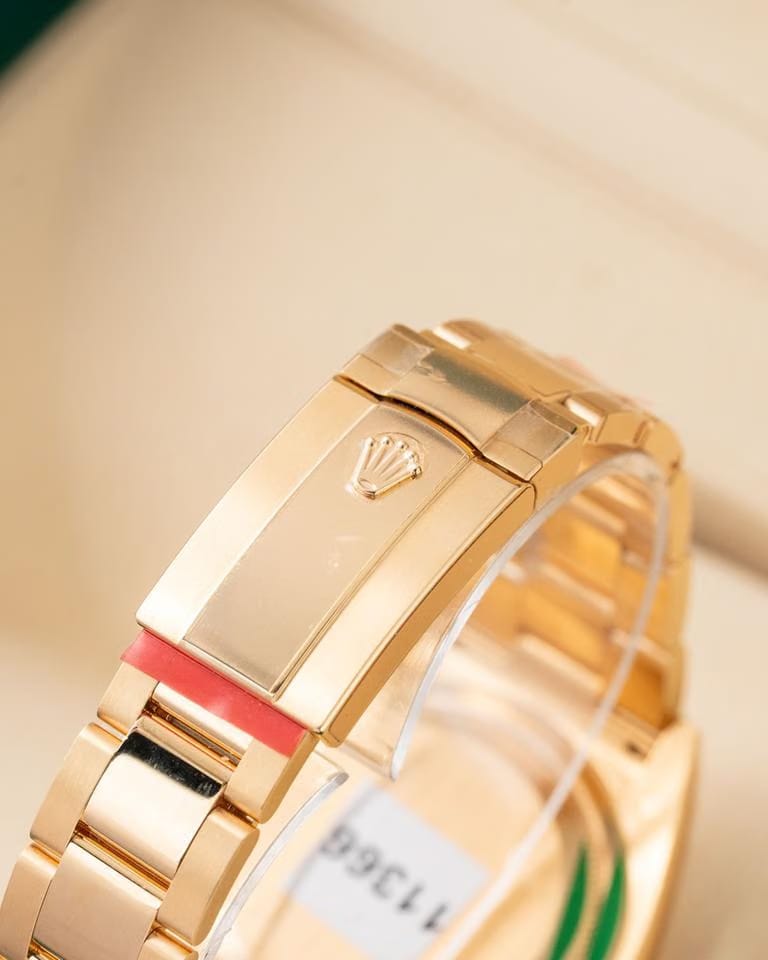 Rolex | Sky-Dweller | 326938 | Yellow gold | 42 mm | Black | Automatic