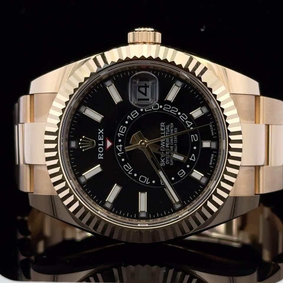 Rolex | Sky-Dweller | 326938 | Yellow gold | 42 mm | Yellow gold | Black | Automatic