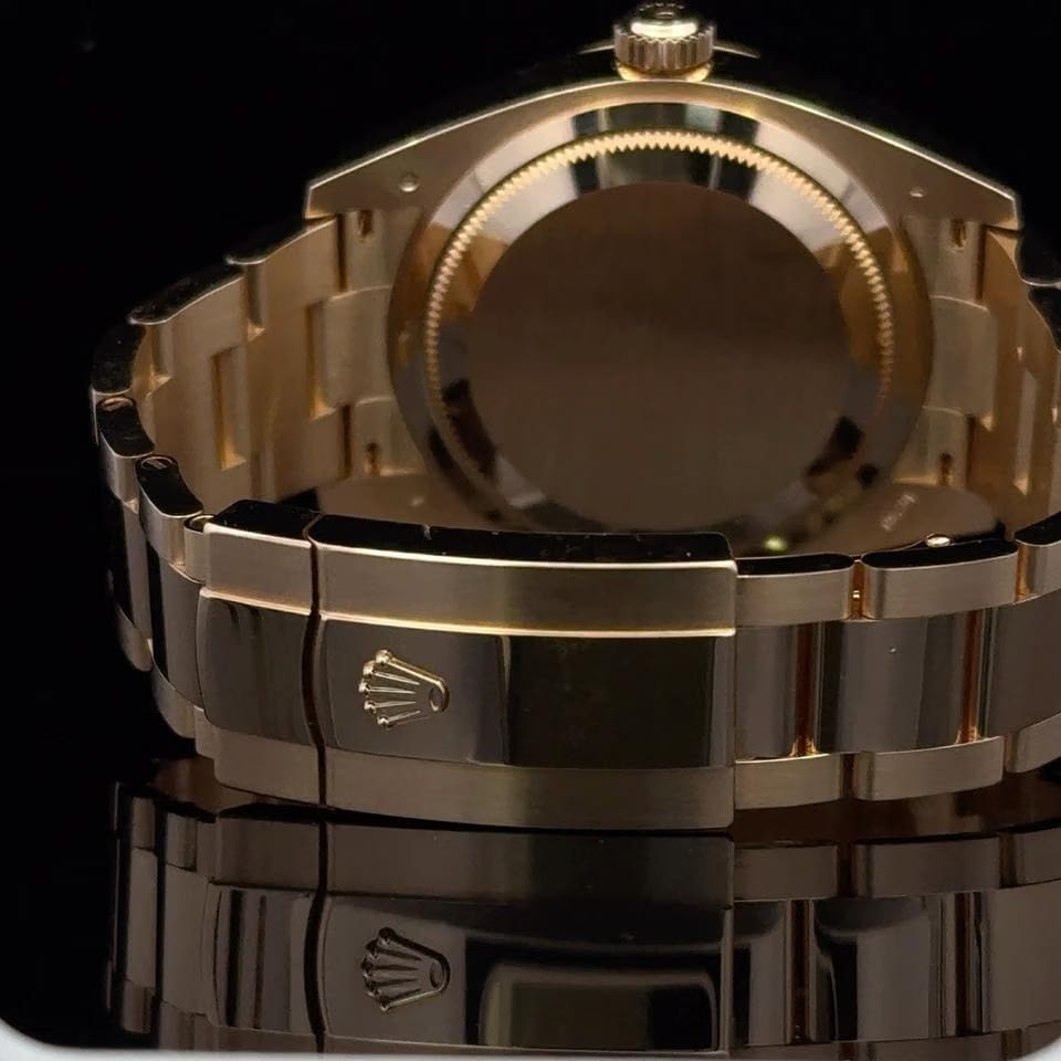 Rolex | Sky-Dweller | 326938 | Yellow gold | 42 mm | Yellow gold | Black | Automatic