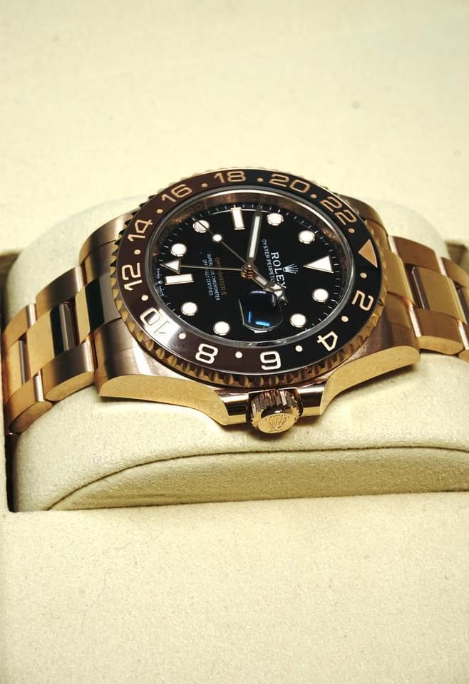 Rolex | GMT-Master II | 126715CHNR | Red gold | 40 mm | Rose gold | Black | Automatic